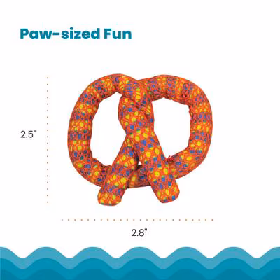 Petstages Catnip Plaque Pretzel Cat Toy – Cleans Teeth